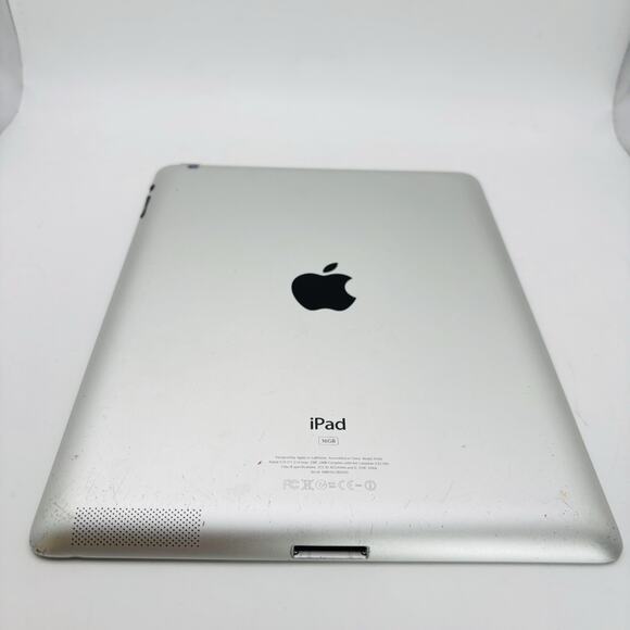 Used Apple iPad A1416 16GB - White - Damaged Screen. - Picture 9 of 15